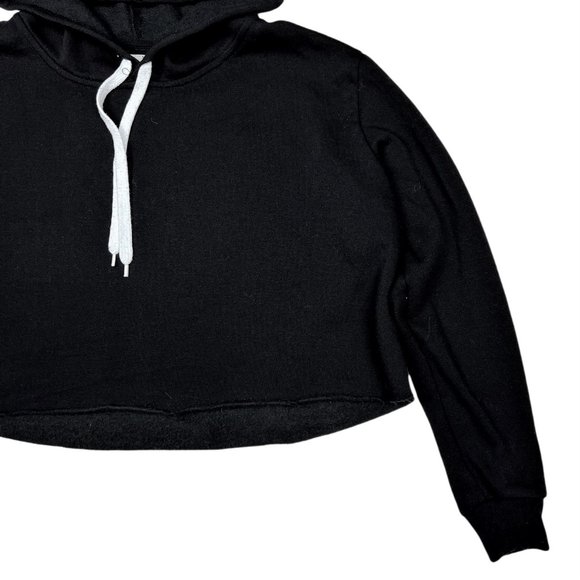 (Up To 50% Off SALE) Streetwear Society Cropped Hoodie With Pullstring - Picture 3 of 3